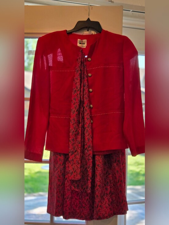 Leslie Fay Dresses & Skirts - Vintage Leslie Faye Red Two-Piece Dress & Jacket Set